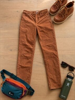 Carve Designs Brown Corduroy Boot Cut Jeans 4 Outdoor Camping Granola Gorpcore